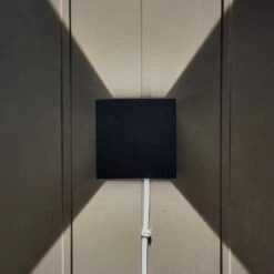 Vegglampe Design Cube Black -VarmeKraft Butikk 540930 02
